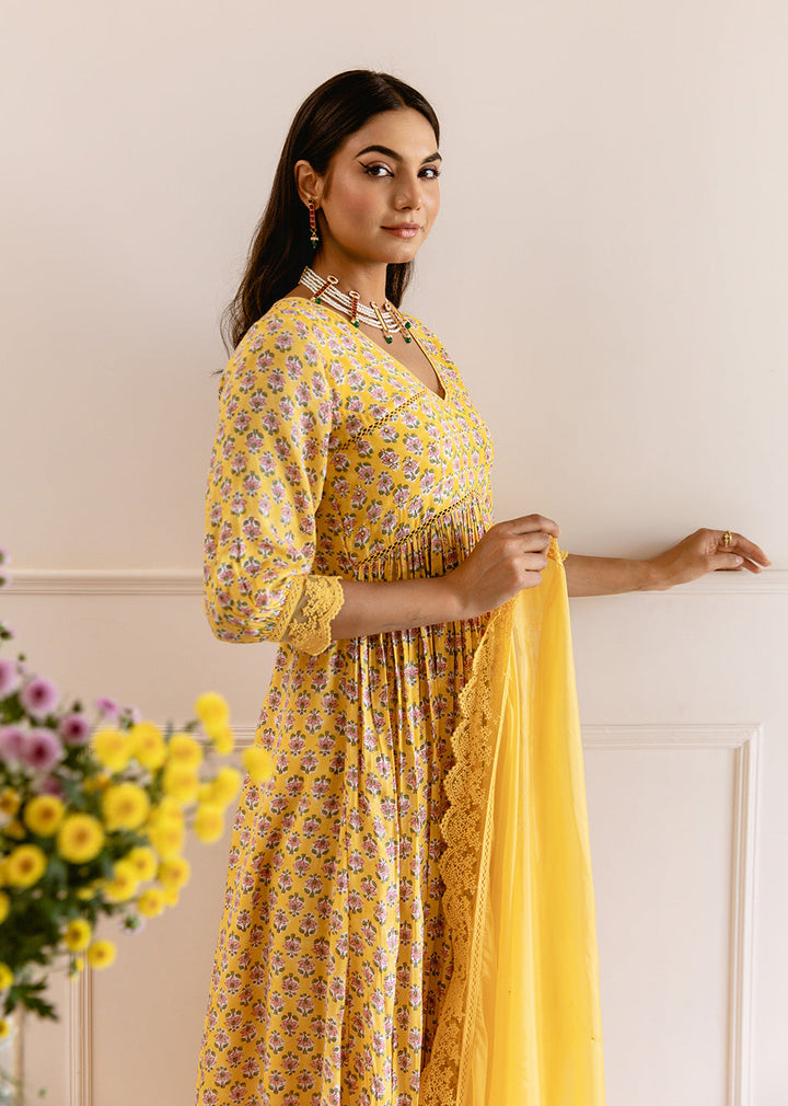 Yellow-Muslin-Silk-Waist-Detailed-Anarkali-Set