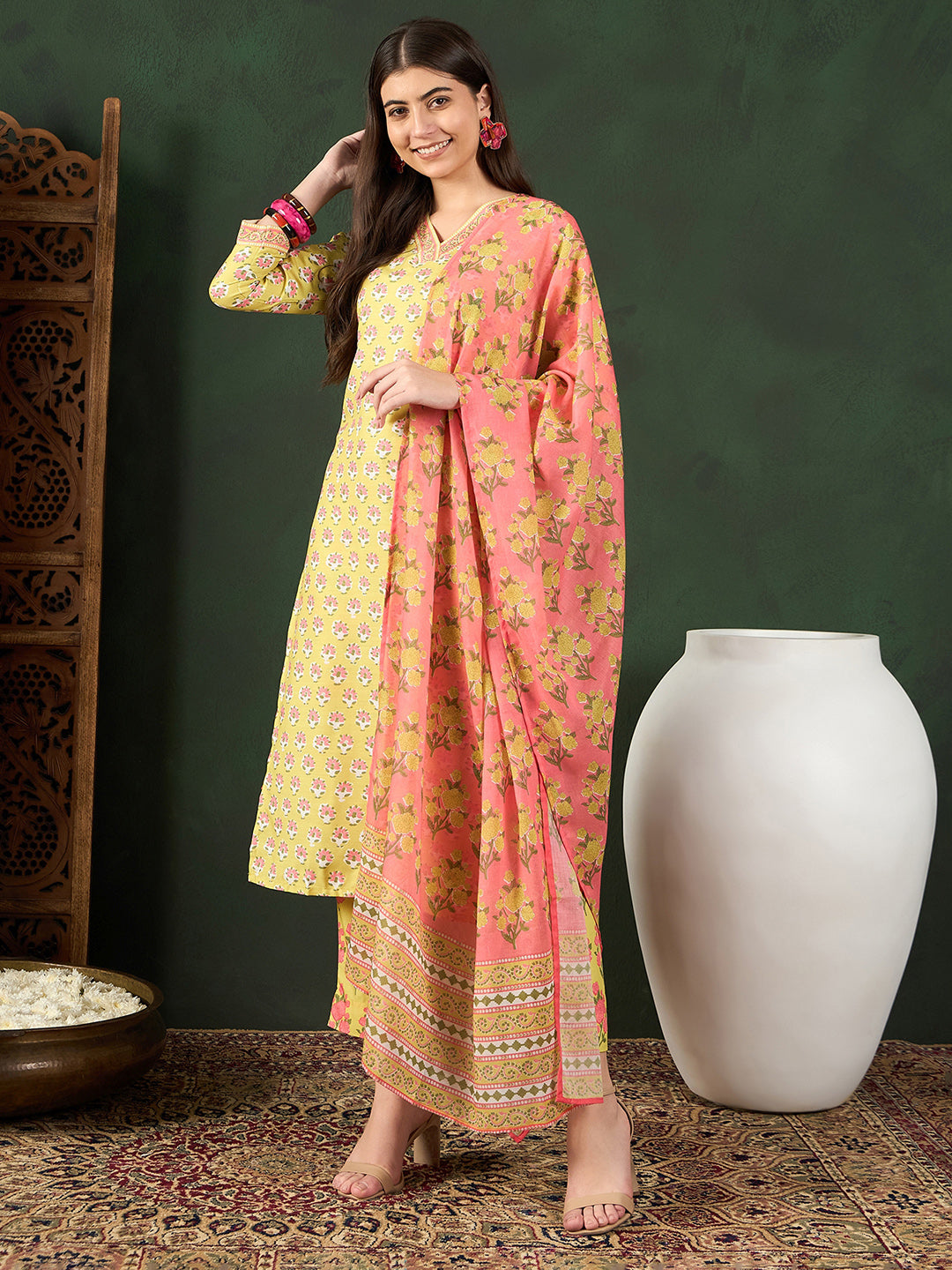 ZERESOUQ-Yellow-Rayon-Blend-Floral-Printed-3-Piece-Kurta-Set