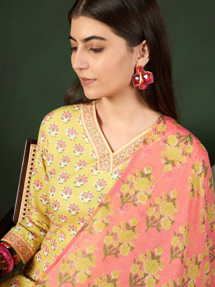 Yellow-Rayon-Blend-Floral-Printed-3-Piece-Kurta-Set