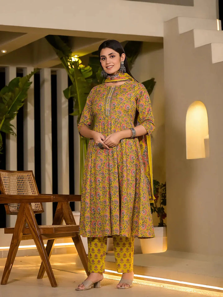 Yellow-Cotton-Thread-Work-Floral-Printed-Anarkali-Set