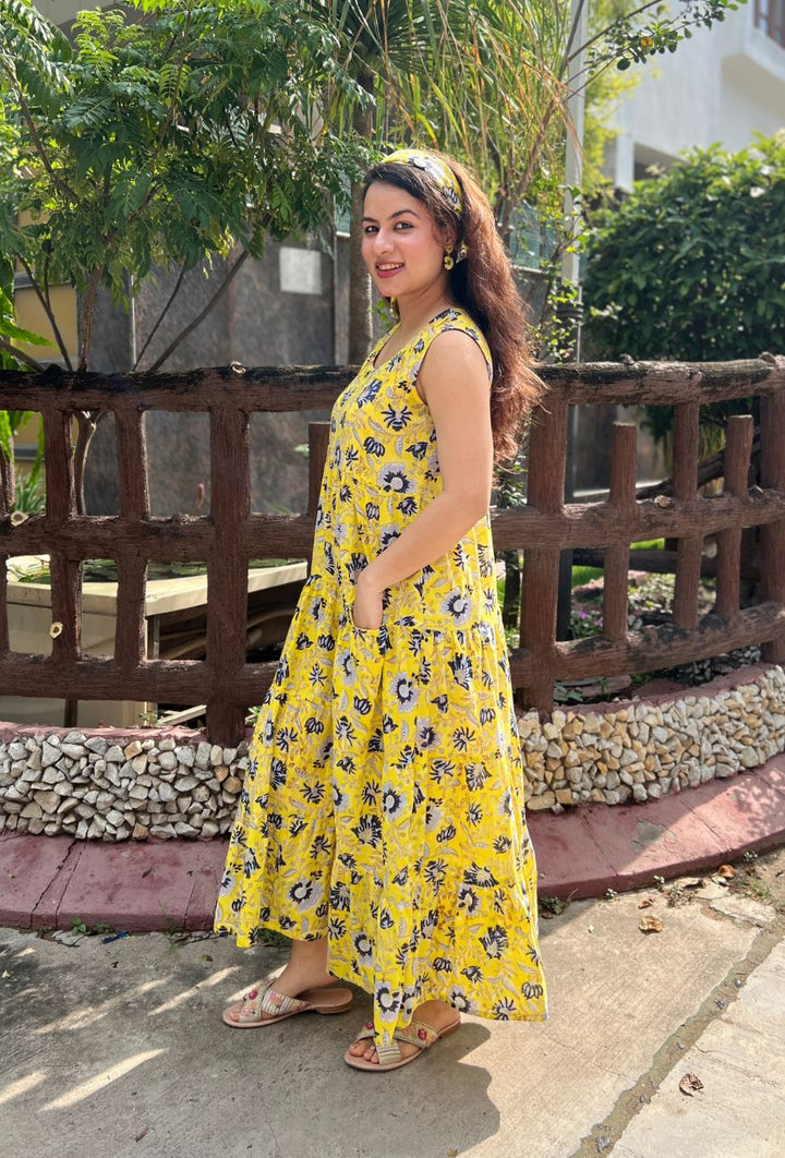 Yellow-Cotton-Sunflower-Maxi-Dress