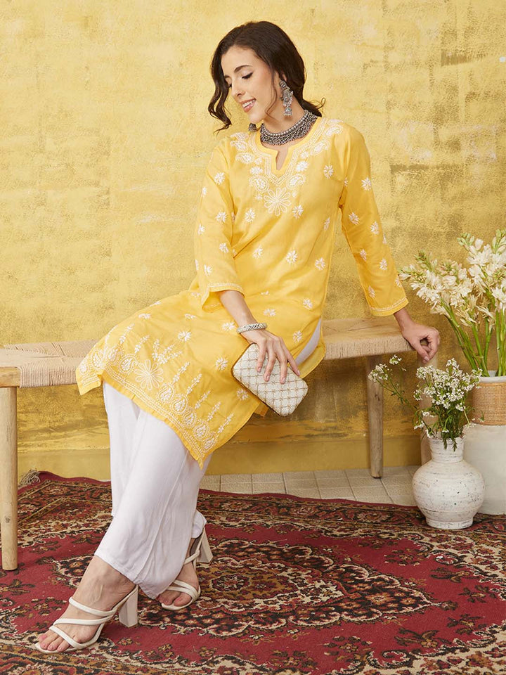 Yellow-&-White-Cotton-Embroidered-Chikankari-Kurta