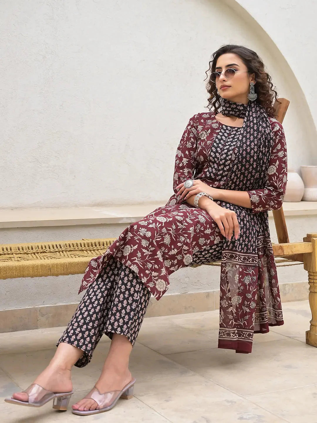 Maroon-Cotton-Piping-On-Yoke-Floral-Print-3-Piece-Kurta-Set