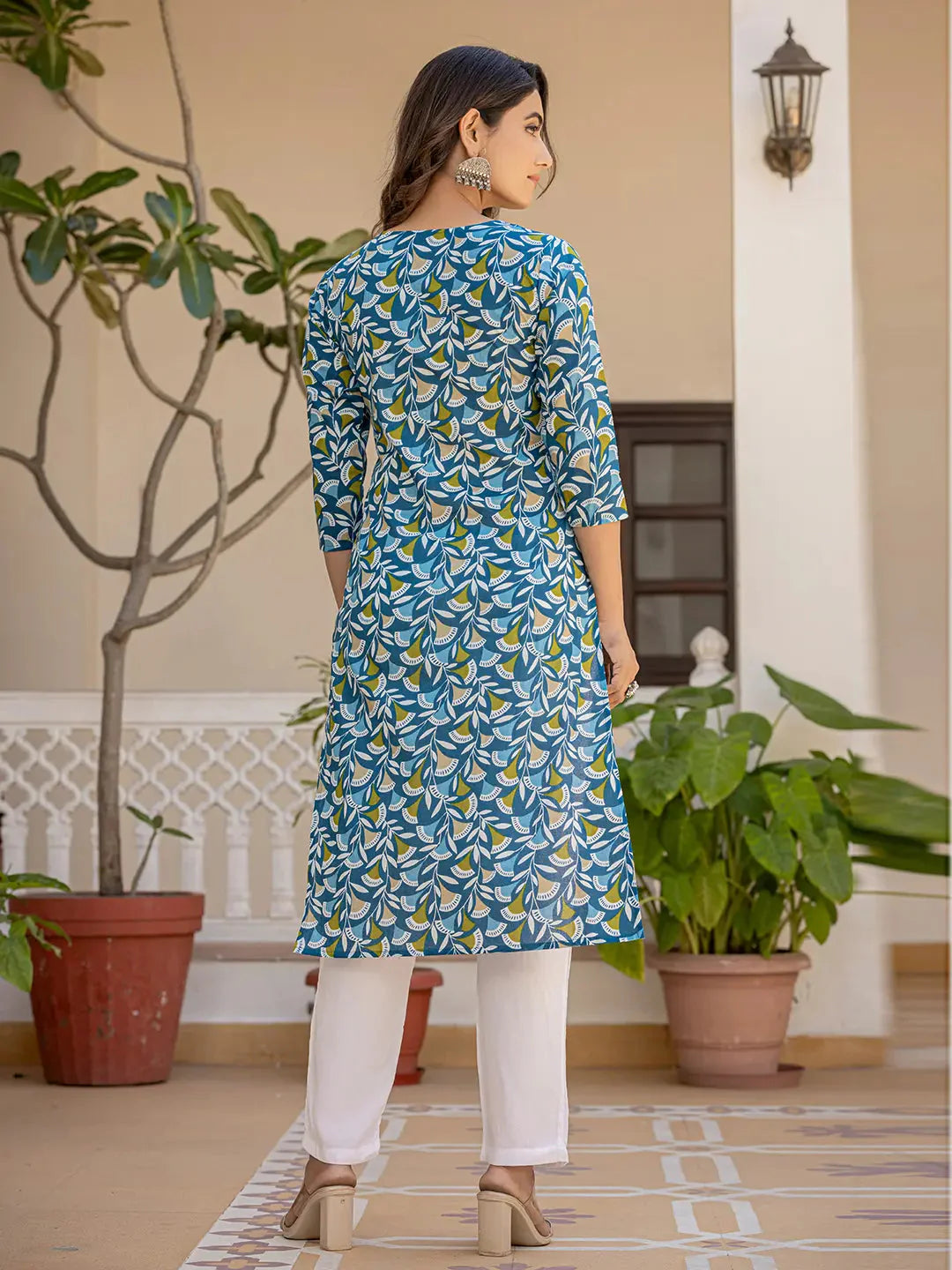 Turquoise-Blue-Cotton-Leaf-Print-Straight-3-Piece-Kurta-Set