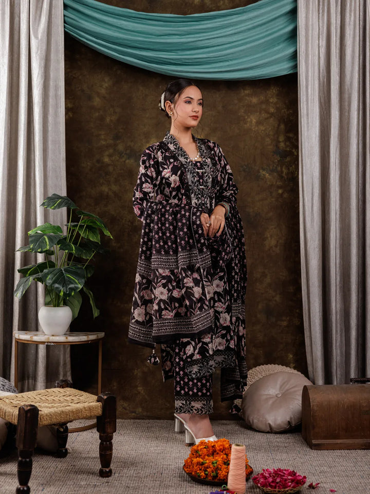 Black-Cotton-Floral-Print-Beads-Straight-3-Piece-Kurta-Set