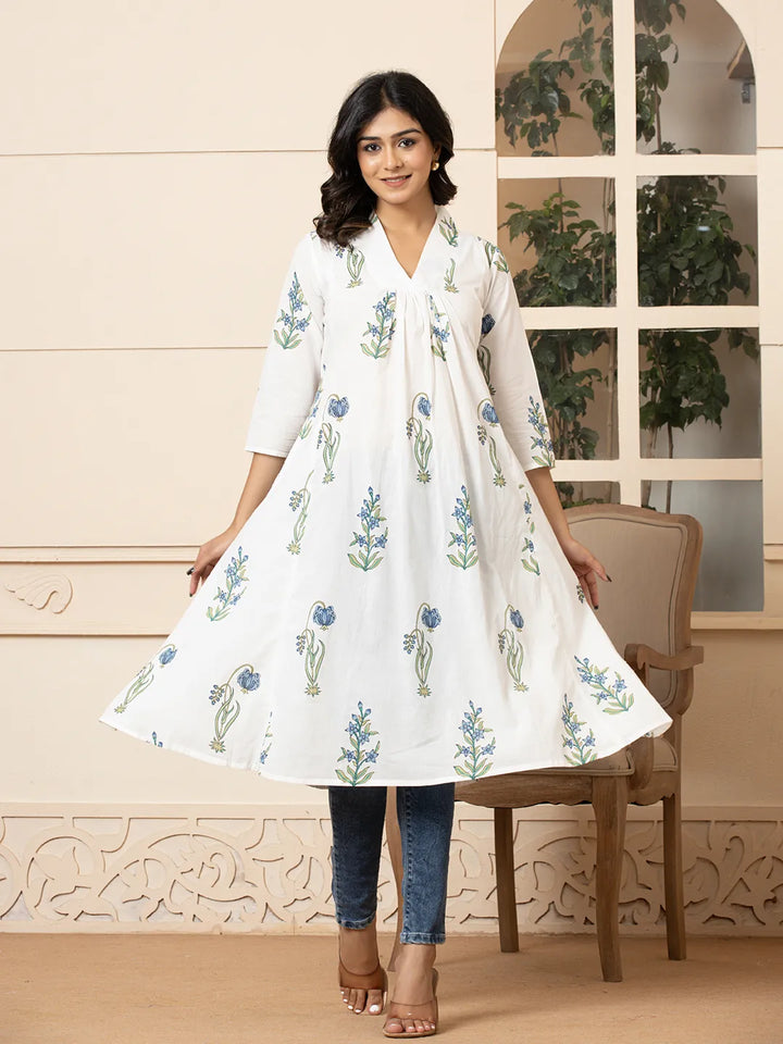 Blue-&-White-Cotton-Floral-Print-Aline-Kurta