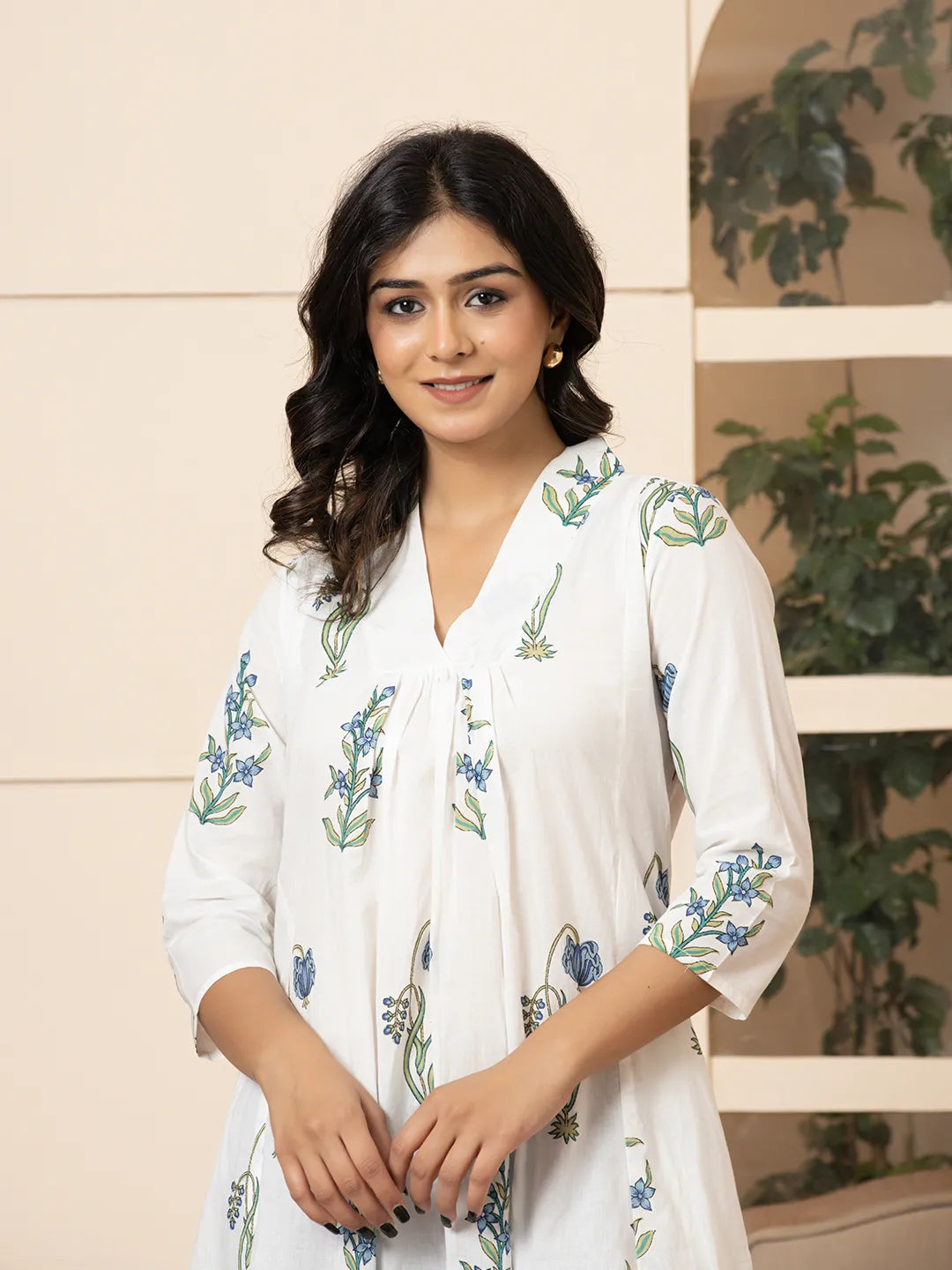 Blue-&-White-Cotton-Floral-Print-Aline-Kurta