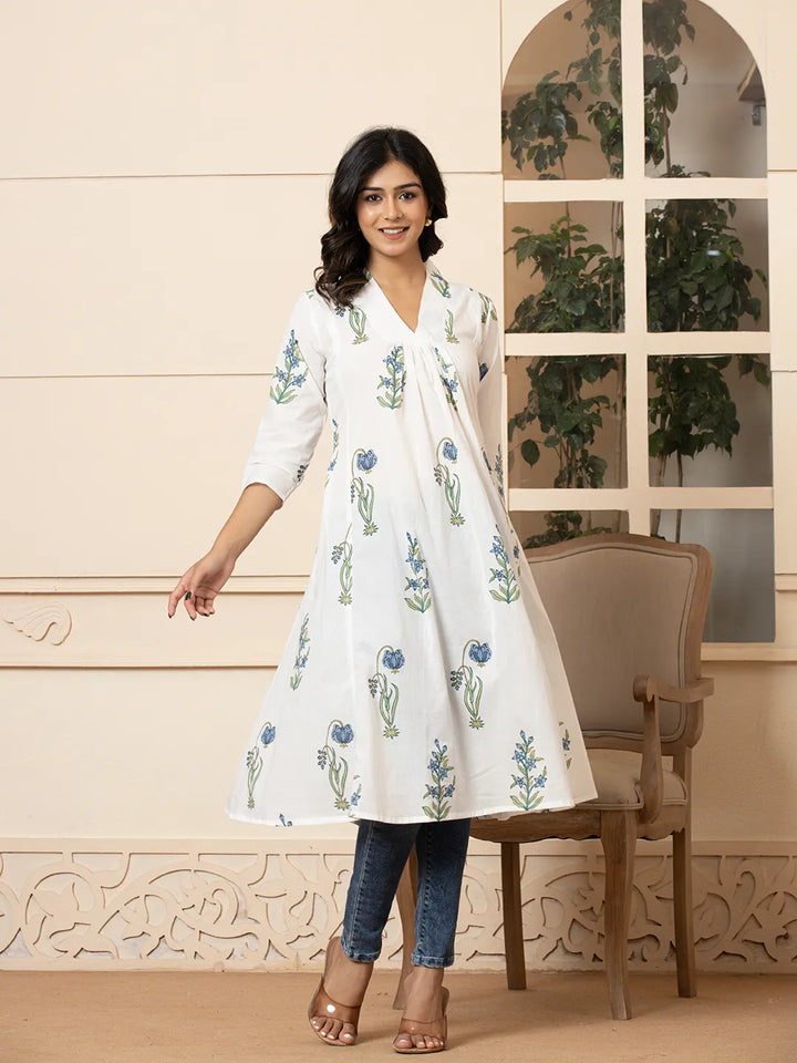 Blue-&-White-Cotton-Floral-Print-Aline-Kurta