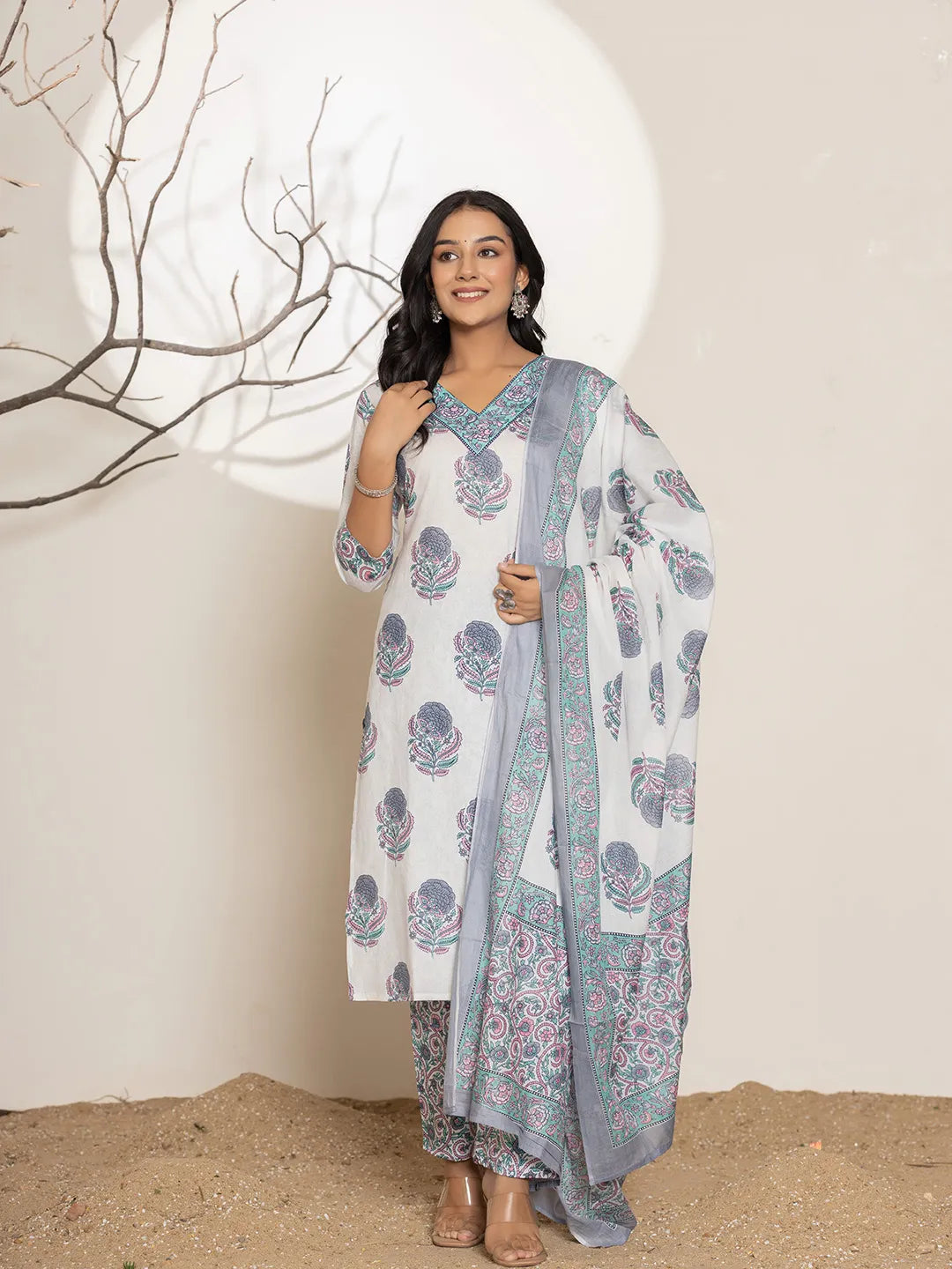 Blue-&-White-Cotton-Floral-Print-Straight-3-Piece-Kurta-Set