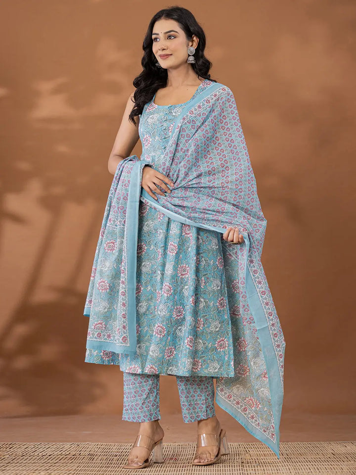 Blue-Cotton-Printed-Square-Neck-Anarkali-Set