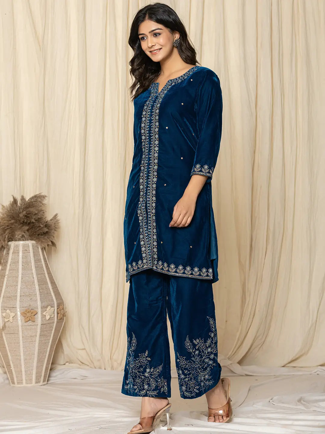 Bue-Velvet-Zari-Work-Embroidered-Co-Ord-Set