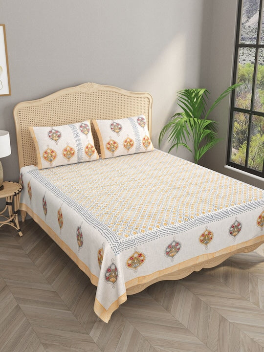 Off-White-Ethnic-Print-Double-Bed-Covers-With-Pillow-Covers