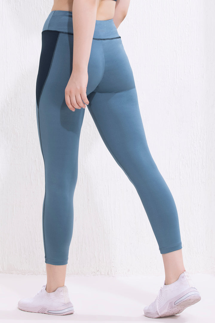 Baby-Blue-Polyamide-Ankle-Length-Tights-With-Side-Pockets