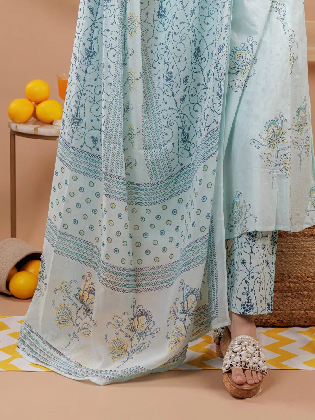 Blue-Cotton-Floral-Printed-Sleeveless-3-Piece-Kurta-Set