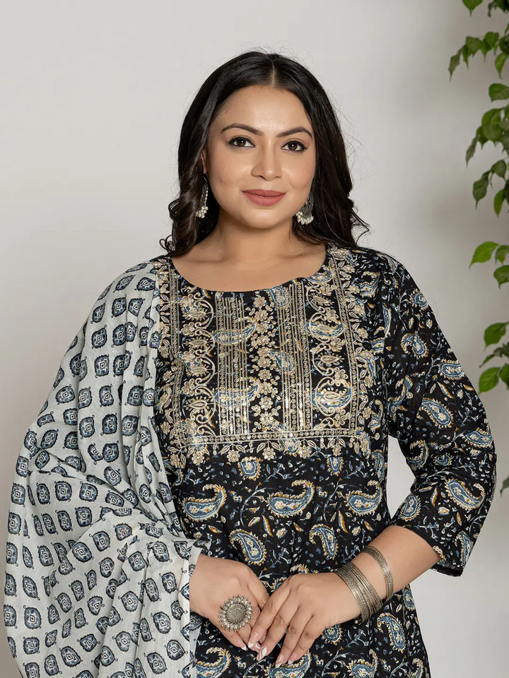 Black-Cotton-Printed-Plus-Size-3-Piece-Kurta-Set