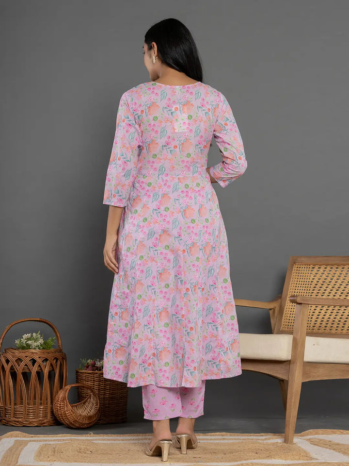 Lavender-Cotton-Floral-Printed-3-Piece-Kurta-Set