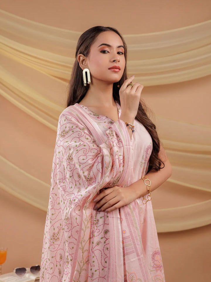 Pink-Cotton-Floral-Printed-Sleeveless-3-Piece-Kurta-Set