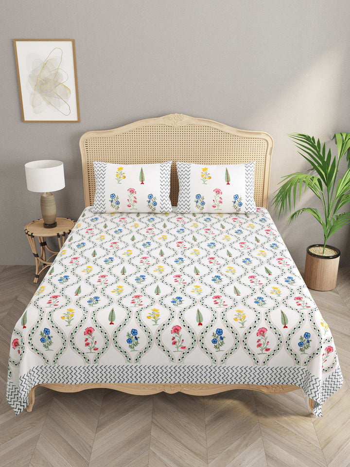 White-Handblock-Print-Bedsheet-With-2-Pillow-Covers