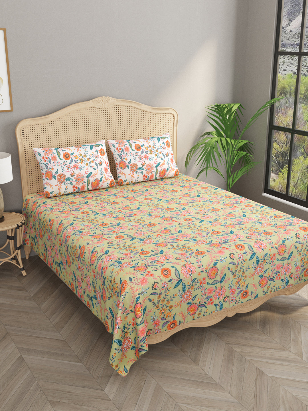 Multicolor-Floral-Bedsheet-With-2-Reversible-Pillow-Covers