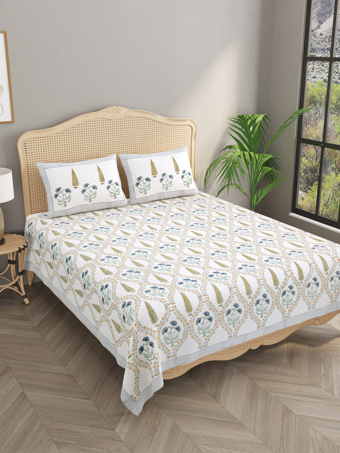 White-Cotton-Handblock-Printed-Bedsheet-With-2-Pillow-Covers