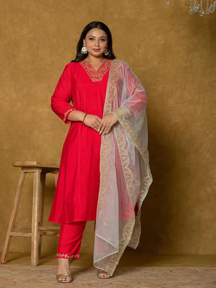 Fuchsia-Silk-Embroidered-Plus-Size-3-Piece-Kurta-Set