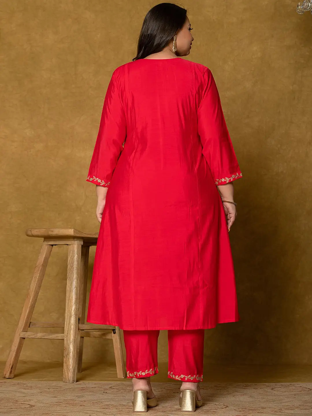 Fuchsia-Silk-Embroidered-Plus-Size-3-Piece-Kurta-Set