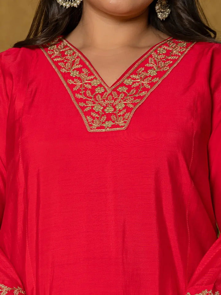 Fuchsia-Silk-Embroidered-Plus-Size-3-Piece-Kurta-Set