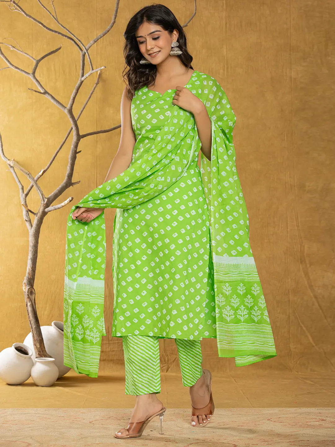 Green-Cotton-Bandhani-Straight-3-Piece-Kurta-Set