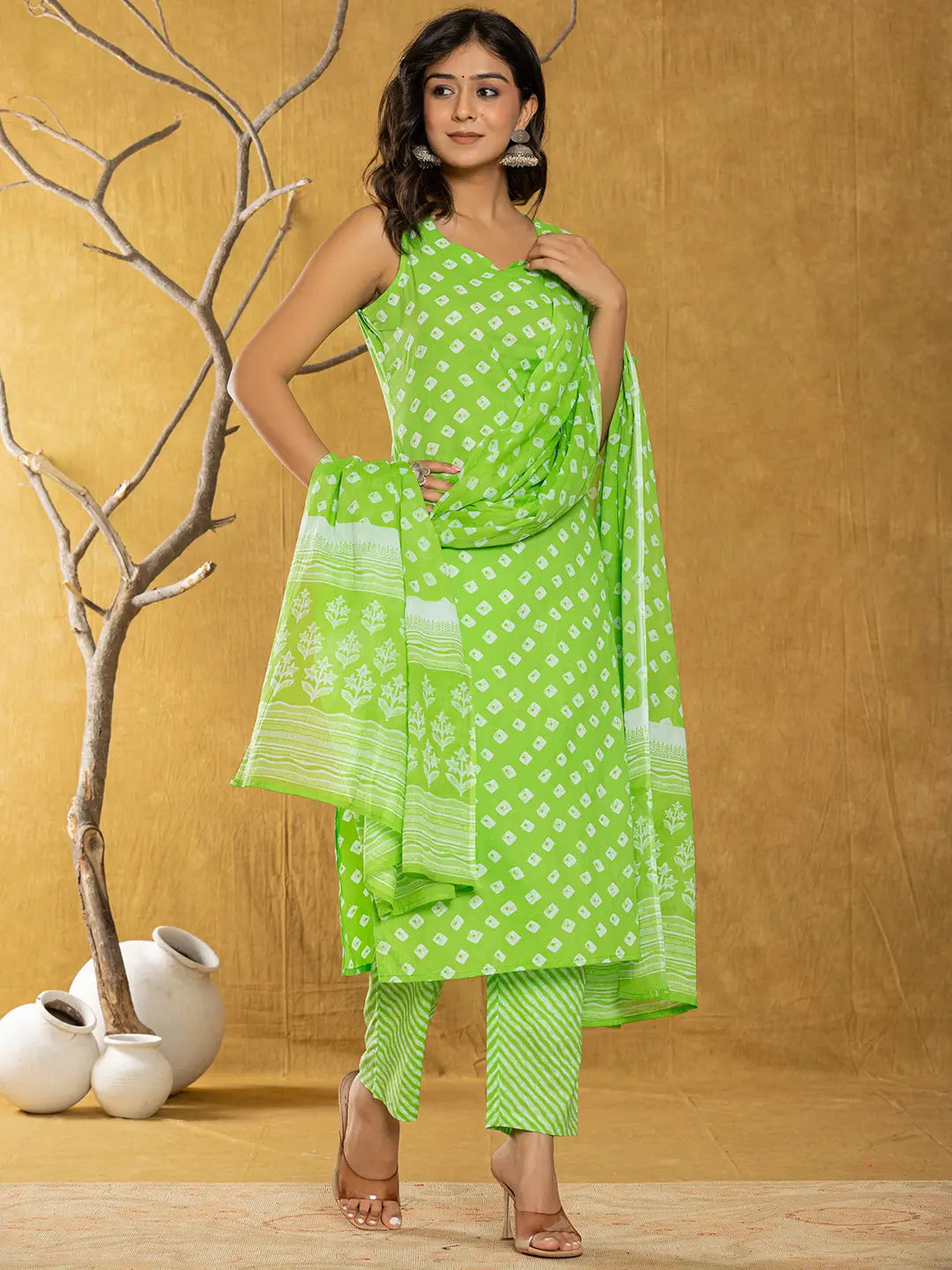 Green-Cotton-Bandhani-Straight-3-Piece-Kurta-Set