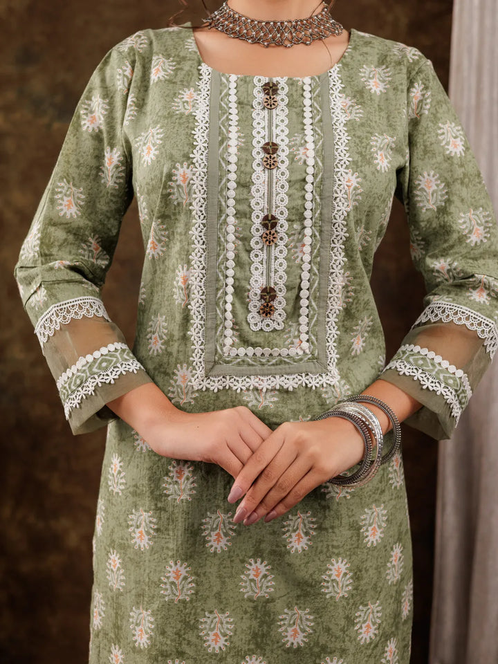 Green-Cotton-Ethnic-Motifs-Lace-Detailed-3-Piece-Kurta-Set