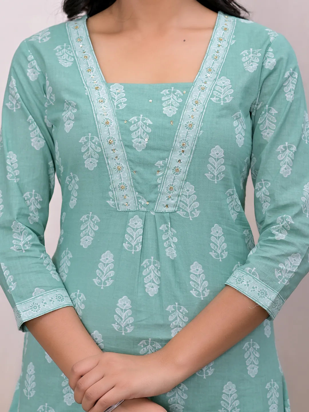 Green-Cotton-Floral-Printed-A-Line-3-Piece-Kurta-Set