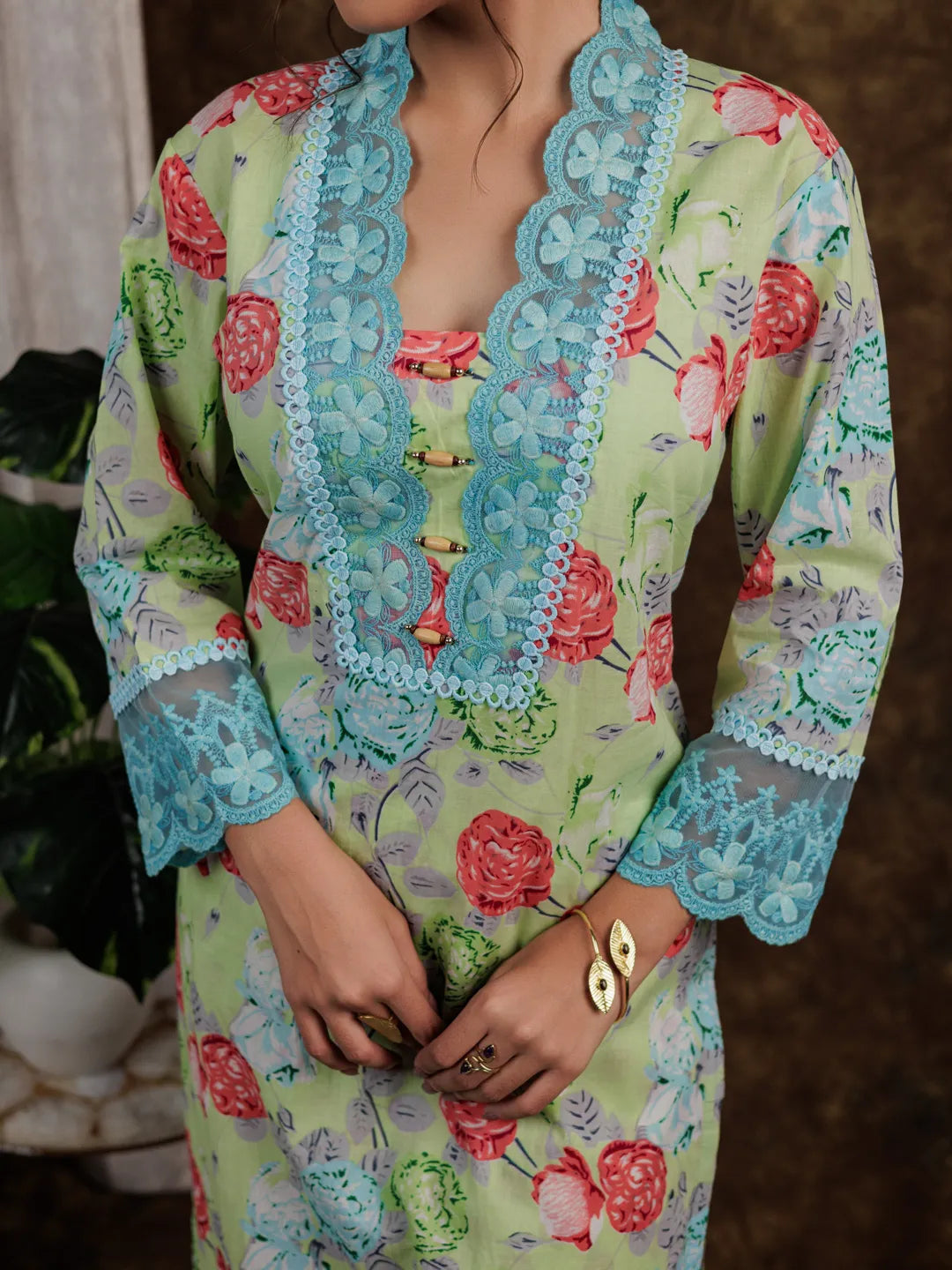 Green-Cotton-Floral-Print-Beads-Straight-3-Piece-Kurta-Set