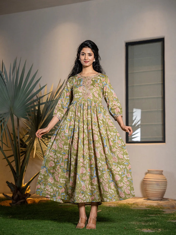 Green-Pure-Cotton-Dori-Embroidery-Maxi-Dress