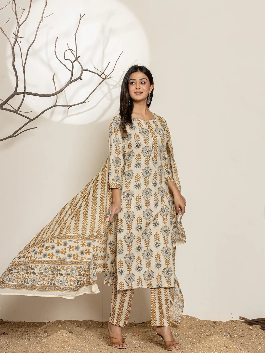 Grey-Cotton-Floral-Print-Straight-3-Piece-Kurta-Set