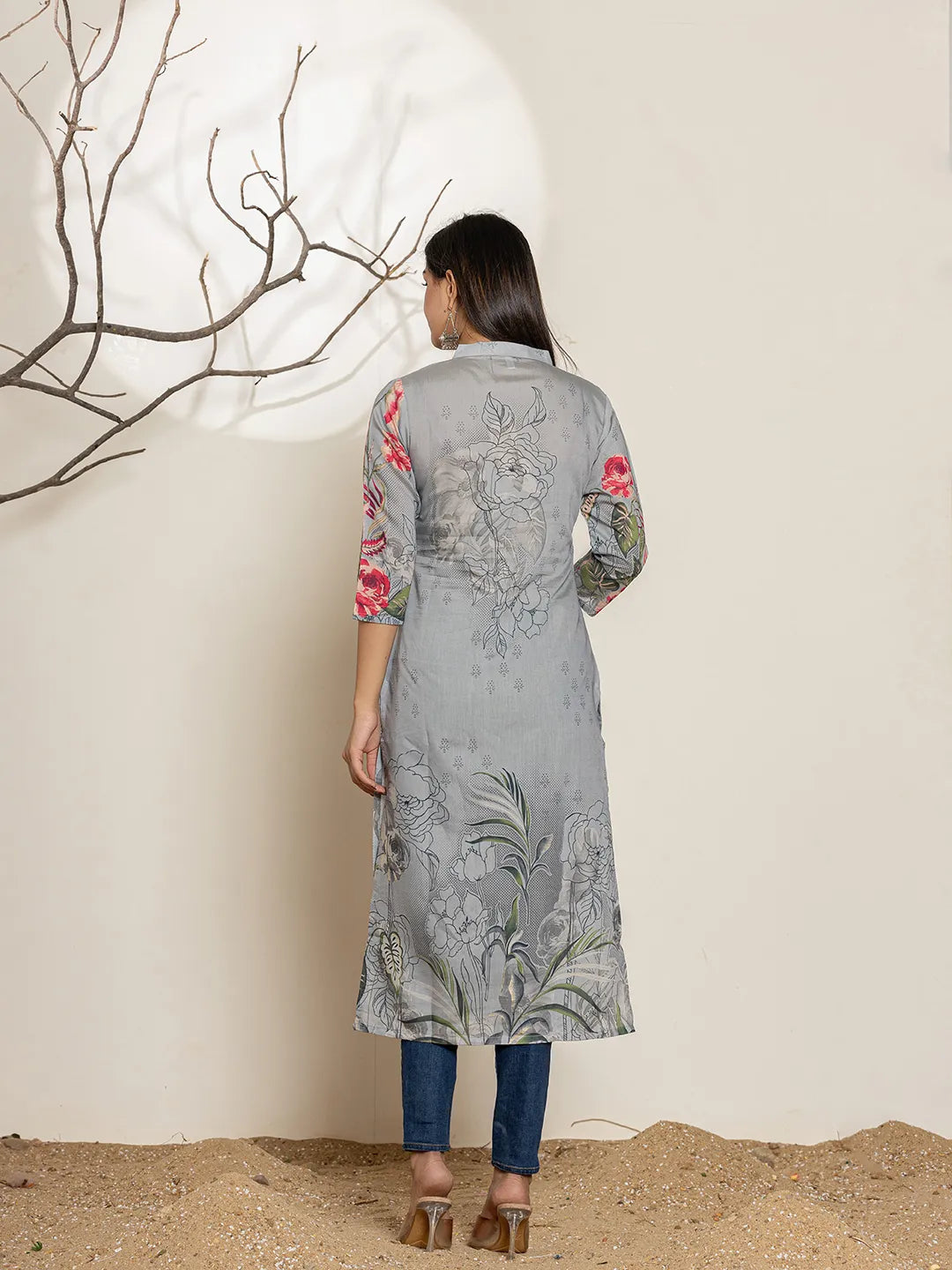 Grey-Silk-Blend-Floral-Digital-Print-Kurta