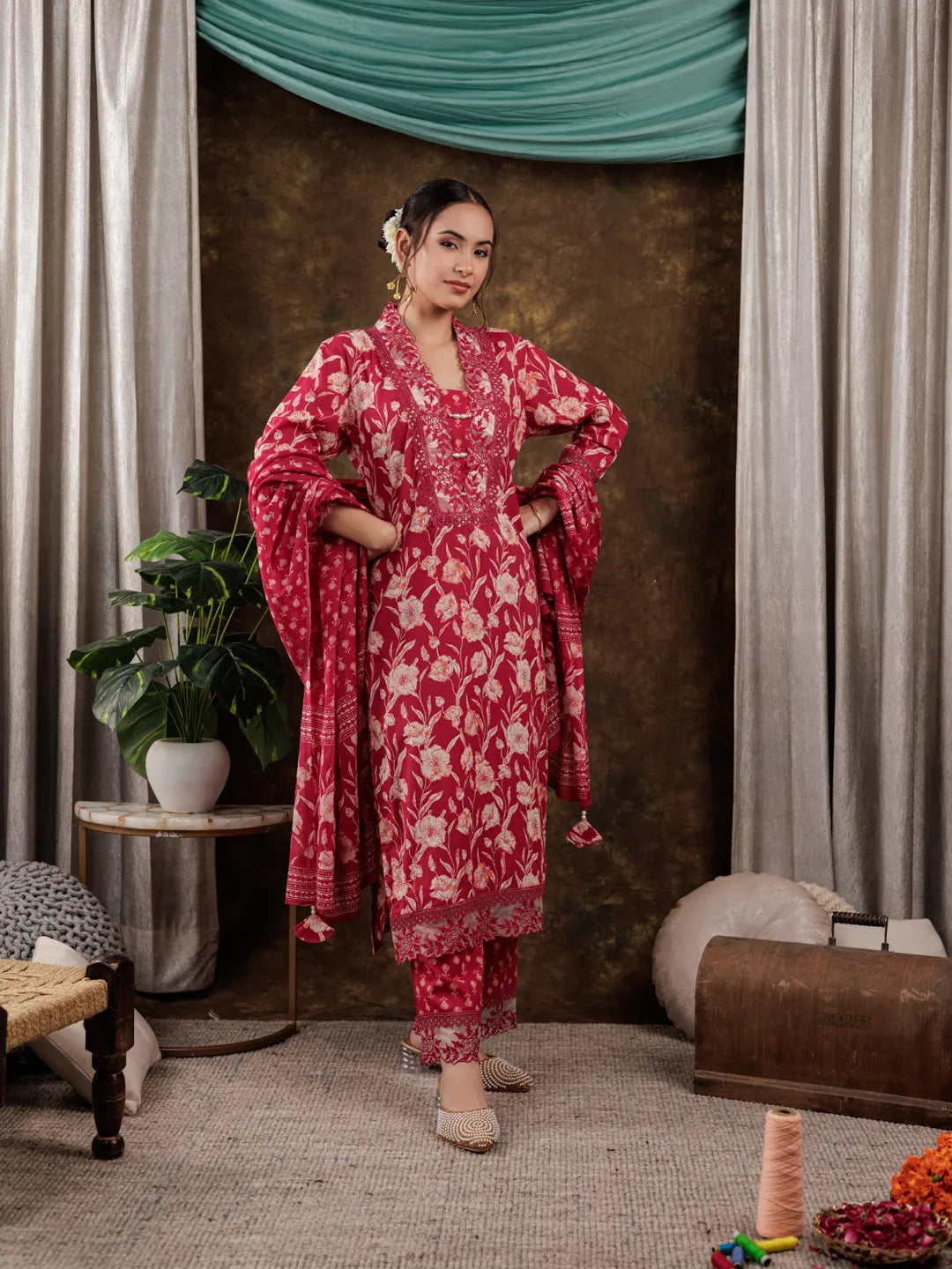 Hot-Pink-Cotton-Floral-Print-Beads-Straight-3-Piece-Kurta-Set