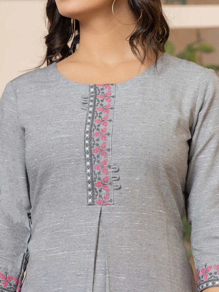 Grey-Linen-Embroidery-Puff-Sleeves-Straight-Kurta