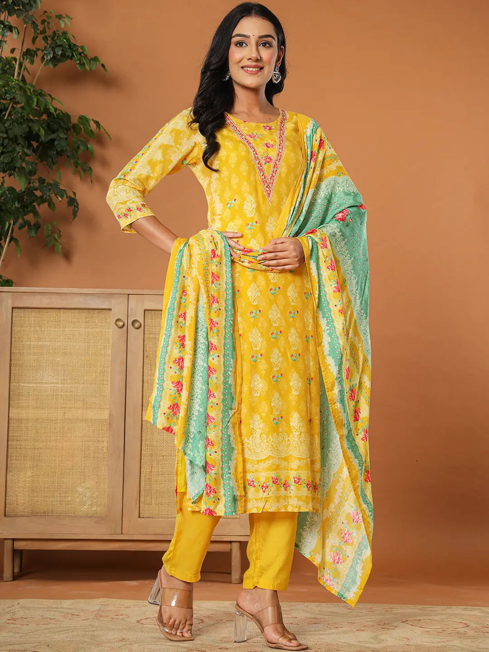 Mustard-Yellow-Muslin-Hand-Embroidery-3-Piece-Kurta-Set