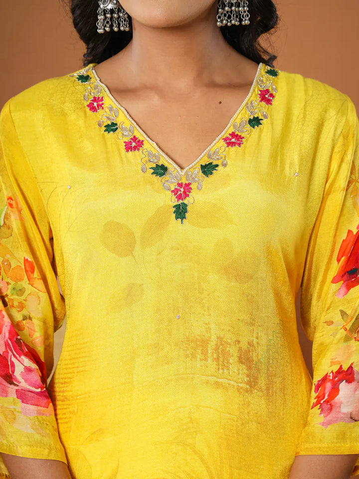 Mustard-Muslin-Floral-Printed-3-Piece-Kurta-Set