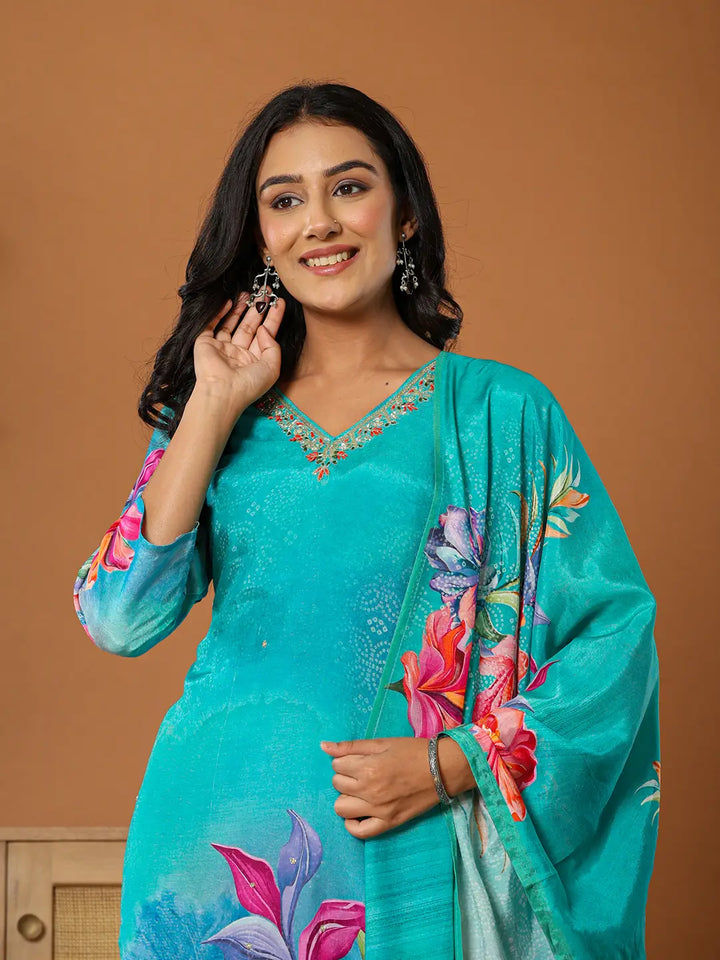 Blue-Muslin-Floral-Embroidered-3-Piece-Kurta-Set