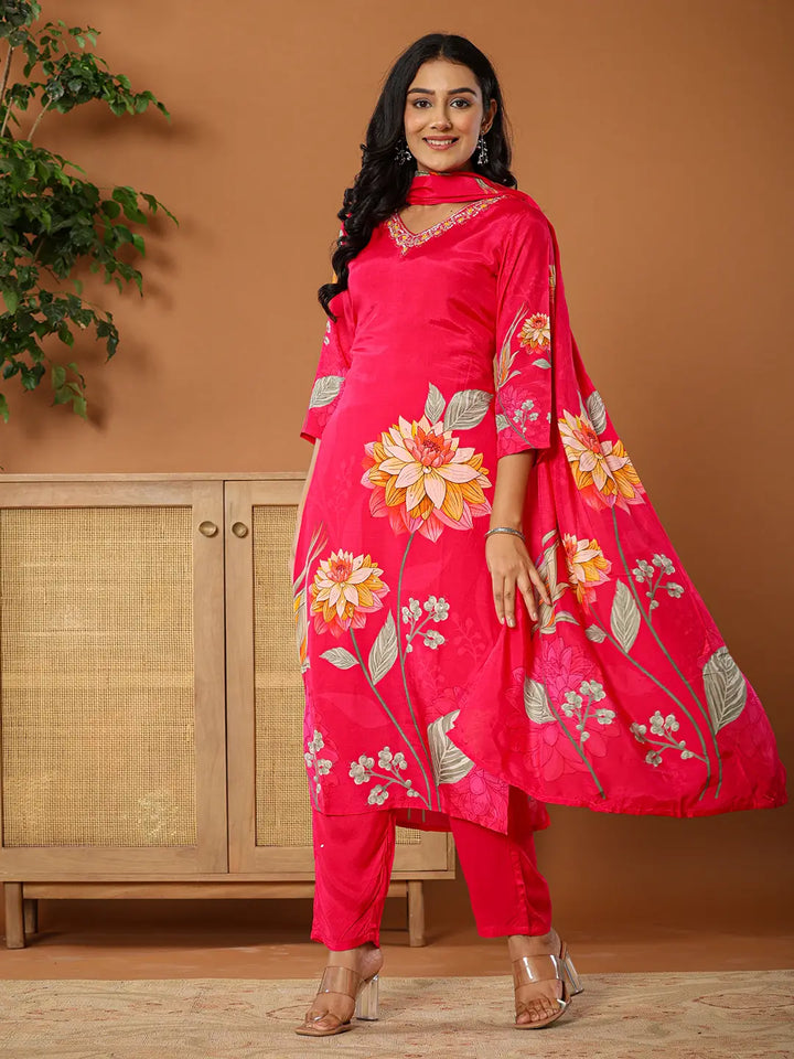 Pink-Muslin-Floral-Embroidered-3-Piece-Kurta-Set