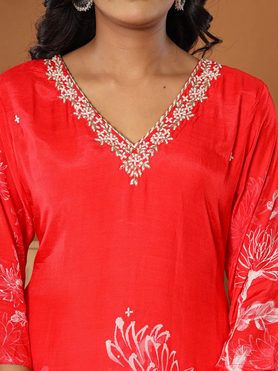 Red-Muslin-Hand-Embroidery-3-Piece-Kurta-Set