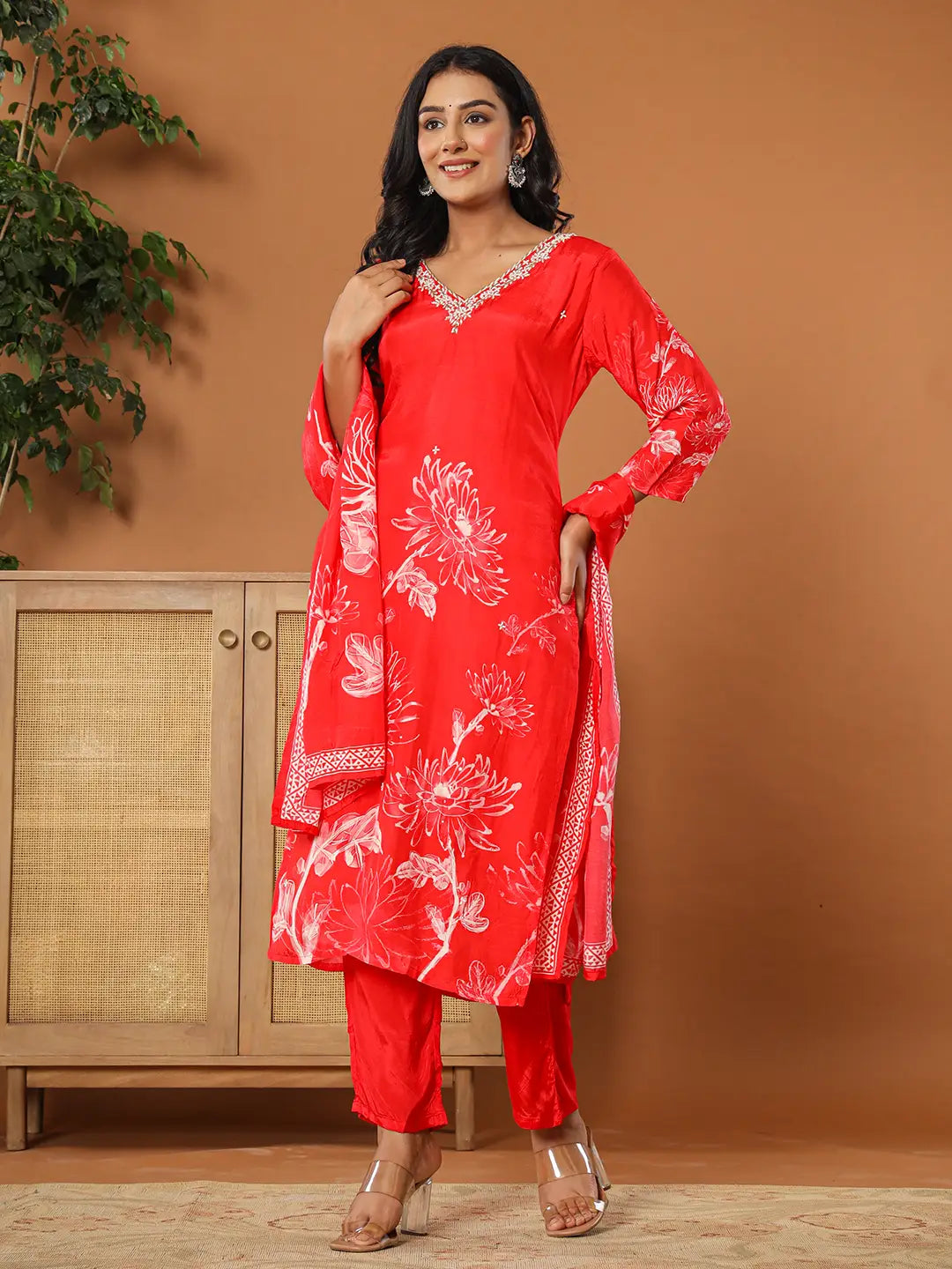 Red-Muslin-Hand-Embroidery-3-Piece-Kurta-Set