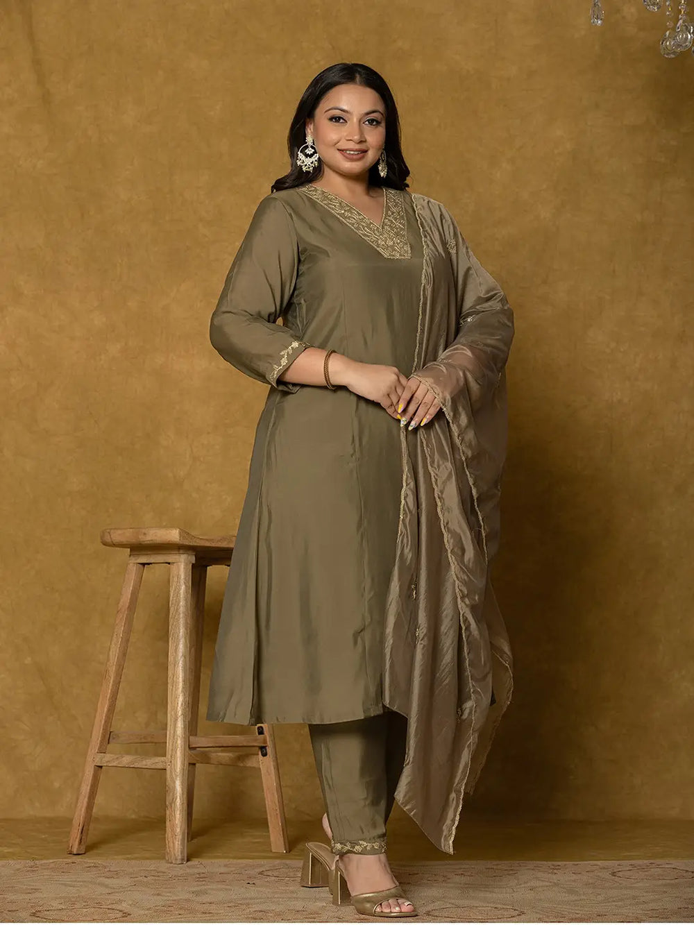 Olive-Green-Silk-Embroidered-Plus-Size-3-Piece-Kurta-Set