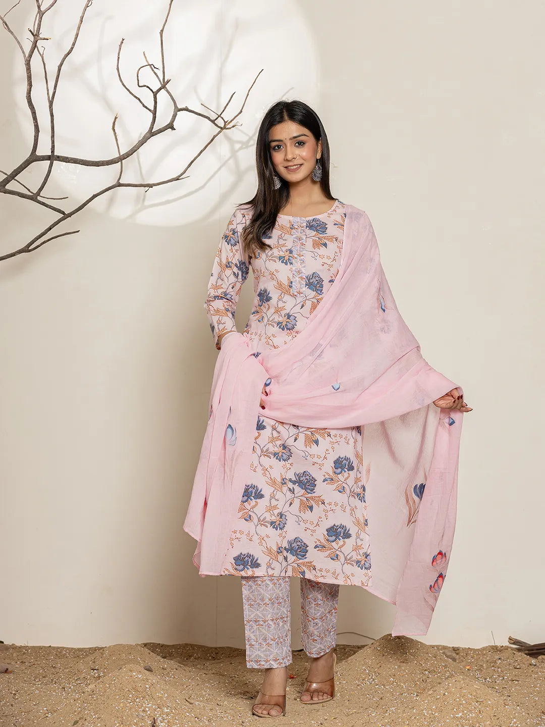 Pink-Cotton-Floral-Printed-Straight-3-Piece-Kurta-Set