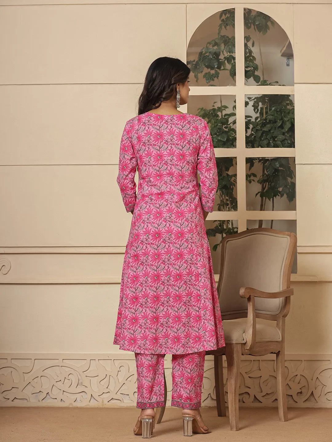 Pink-Cotton-Sequins-Work-3-Piece-Kurta-Set