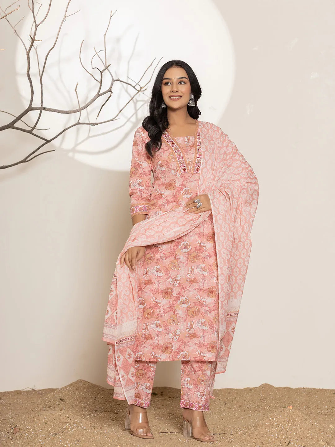 Pink-Cotton-Floral-Print-Straight-3-Piece-Kurta-Set