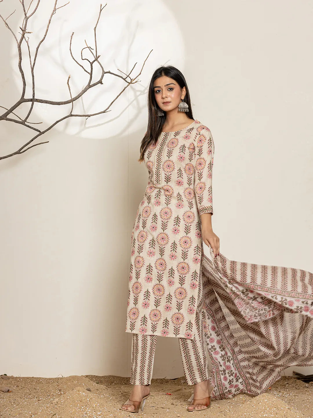 Pink-Cotton-Floral-Print-Straight-3-Piece-Kurta-Set