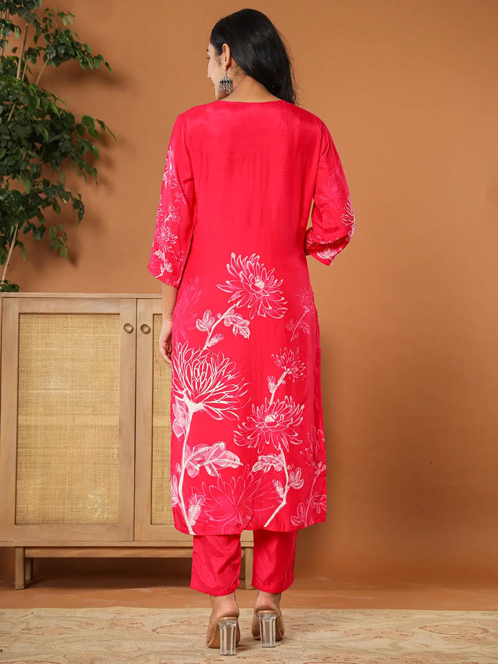 Pink-Muslin-Hand-Embroidery-3-Piece-Kurta-Set