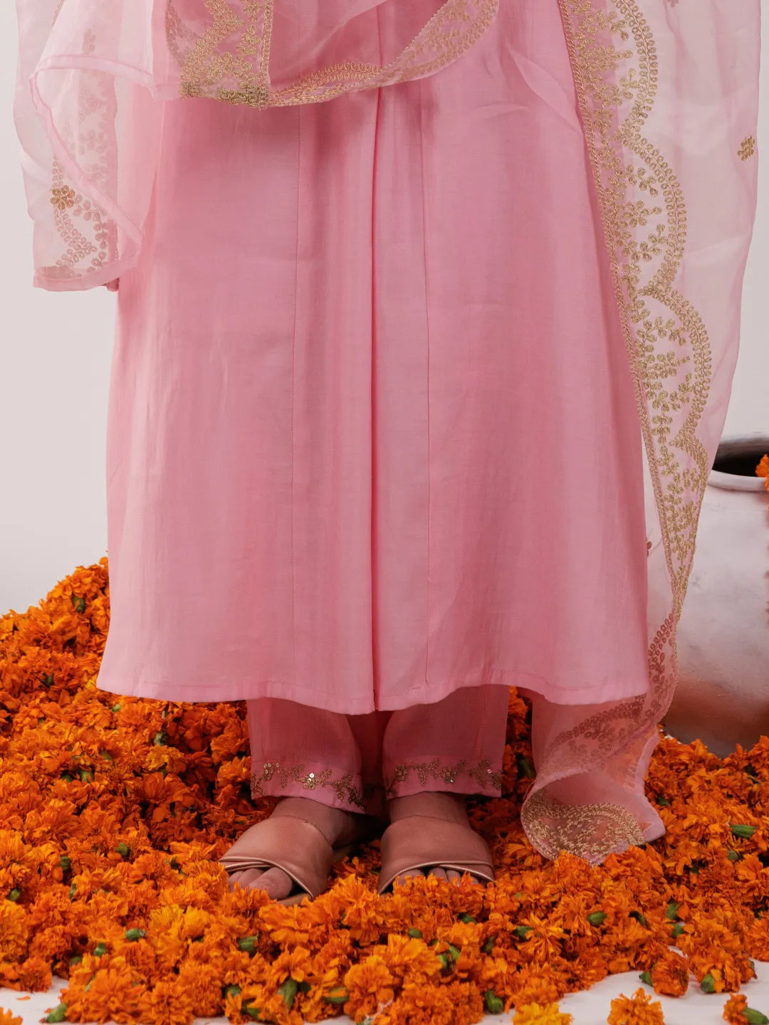 Pink-Silk-Embroidered-3-Piece-Kurta-Set